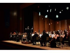 Anadolu Üniversitesi Senfoni Orkestrası’ndan "Yeni Yıl Konseri”