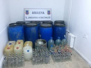 Amasya’da kaçak içki imalathanesine operasyon