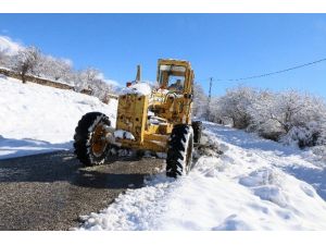 Erzincan’da 144 köy yolu ulaşıma kapandı