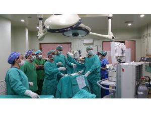 Elazığ’da 55 günlük bebeğe kapalı ameliyat yapıldı