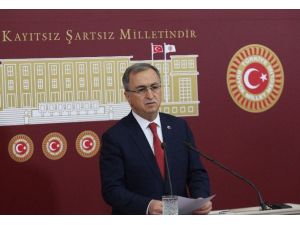 AK Partili vekil Petek: "CHP zihniyeti yeni anayasa sürecini şiddet ve provokasyonlarla engellemek istemektedir"
