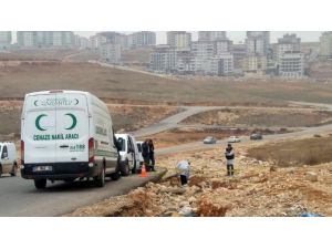 Suriyeli şahıs öldürüp yol kenarına atıldı
