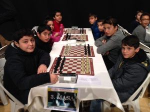 Bilgievleri’nde Satranç Ligi heyecanı başladı