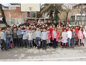 Beşiktaşlı Fevzi’den öğrencilere jest