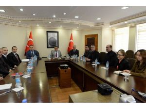 Tunceli Valisi, belediye başkanvekili olarak göreve başladı