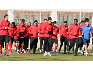 Antalyaspor, Osmanlıspor maçı hazırlıklarını sürdürüyor