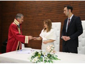 Elazığ Belediyesi evlendirme memurluğu taşındı