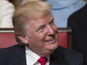 Trump ticari işletmelerinden 19 Ocak'ta istifa etmiş