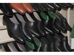 Çarşamba ayakkabısı modasını kaybetmedi