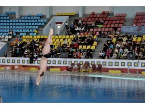 OMÜ Olimpik Yüzme Havuzuna mavi bayrak