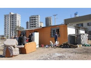 Naylon çadırdan sıcak yuvaya