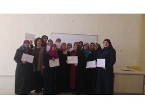 Karaman’da cenaze yıkama kursunu bitirenlere sertifikaları verildi