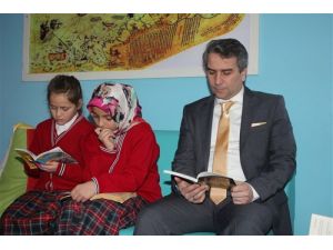 Kaymakam Karagül’den ‘Suluova Okuyor’a destek
