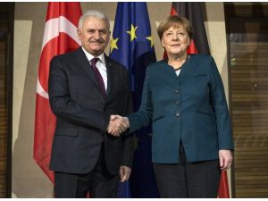 Başbakan Yıldırım Merkel’le görüştü