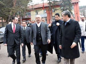 Dışişleri Bakanı Çavuşoğlu Kızılcahamam’ı ziyaret etti