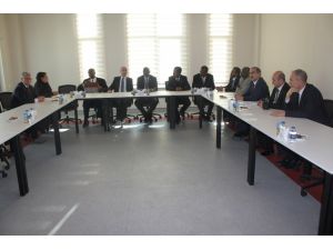 Cibuti Eğitim Bakanı Mahmud’dan ASO Teknik Kolejine ziyaret