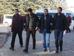 Elazığ’da PKK propagandası yapan 2 şüpheli tutuklandı