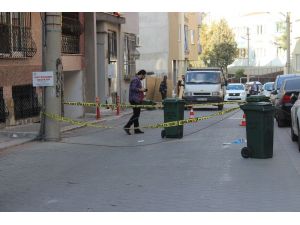 Genç kadın sokak ortasında öldürüldü
