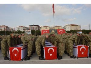 Manisa’da acemi erlerin yemin töreni