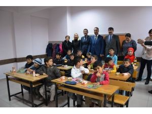 Biga’da Suriyeli çocuklar için sınıf açıldı