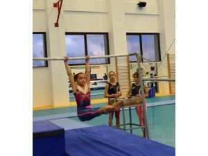 Geleceğin jimnastikçileri Nilüfer’de yetişiyor