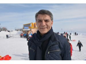 Kaymakam Özkan’dan Nemrut Kayak Merkezine ziyaret
