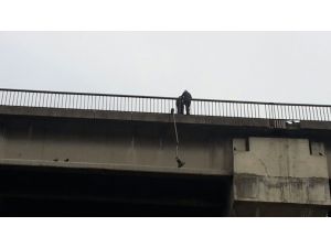 15 Temmuz Şehitler Köprüsü’nde intihar girişimi