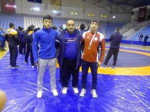Çankırı’lı Güreşçileri Türkiye Şampiyonasında mücadele edecek