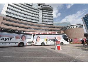 CHP’nin halk oylamasında kullanılacak otobüsleri ve kampanya görselleri hazır