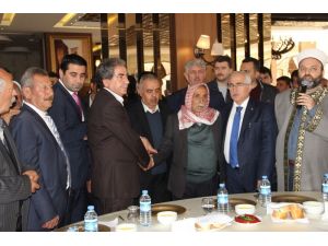 Aileler arasındaki 1 yıllık husumet barış yemeğiyle son buldu