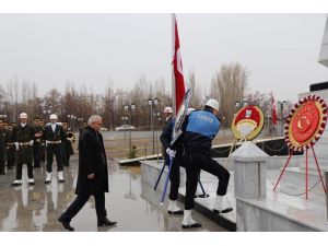 Erzincan da 18 Mart Şehitler günü anma programı