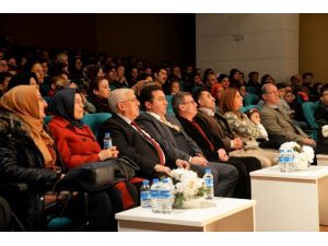 “Seddülbahir Yahya Çavuş” adlı tiyatro oyunu Bozüyük’te sahnelendi