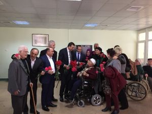 Kars Ardahan Iğdır Dernekler Federasyonu üyeleri Huzur Evi’ni ziyaret etti