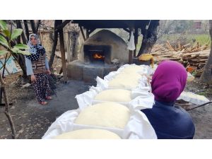 GDO’ya karşı, ninelerinden kalma ekşi maya ile doğal ekmek üretiyorlar