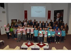 Sinop’ta 61 kişiye “okul geçit görevlisi” belgesi