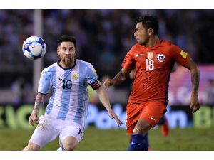 Arjantin’i Messi sırtladı