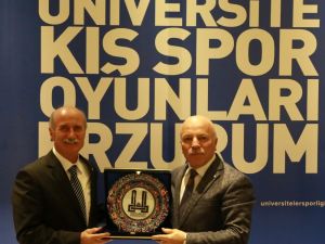 Erzurum’da 3. Ünilig kış spor oyunları heyecanı