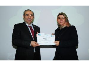 YYÜ’de ‘Uygulamalı Girişimcilik Eğitimi’ sertifika töreni
