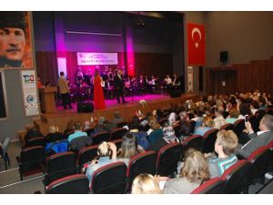 Bir Tatlı Huzur Korosu’ndan Türk Sanat Müziği konseri