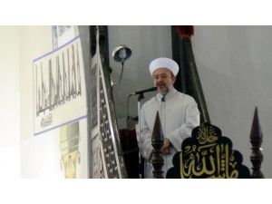 Diyanet İşleri Başkanı Mehmet Görmez, Kütahya Ulu Camii’nde hutbe okudu, Cuma namazı kıldırdı