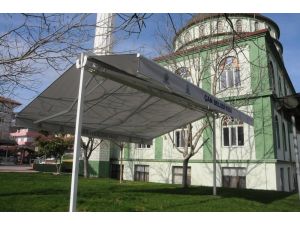 Çan Belediyesi ilçedeki camileri tente ile donatıyor