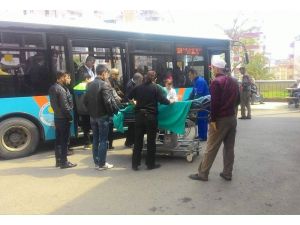 Fenalaşan yolcuyu belediye otobüsüyle hastaneye yetiştirdi