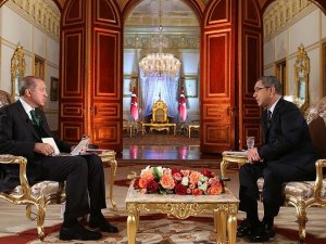 Cumhurbaşkanı Erdoğan: Galatasaray'da kararın aidata bağlı alınmasını hafif buluyorum