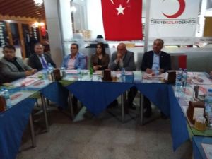Kızılay Genel Başkan vekili Ercan Tan Kırşehir’i ziyaret etti