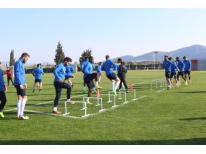 Akhisar Belediyespor’da Başakşehir maçı hazırlıkları sürüyor