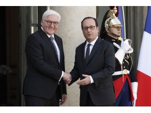 Hollande, Almanya’nın yeni Cumhurbaşkanı Steinmeier’i kabul etti
