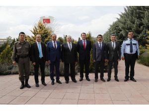 Başkan Duruay’dan Türksat’a ziyaret