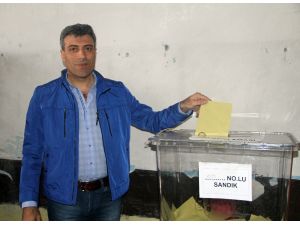 CHP’li Yılmaz: "Umuyoruz demokrasi kazanacak"