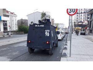 İstanbul polisinden şafak operasyonu
