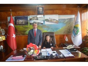 Başkan Aksoy, koltuğunu öğrenciye bıraktı